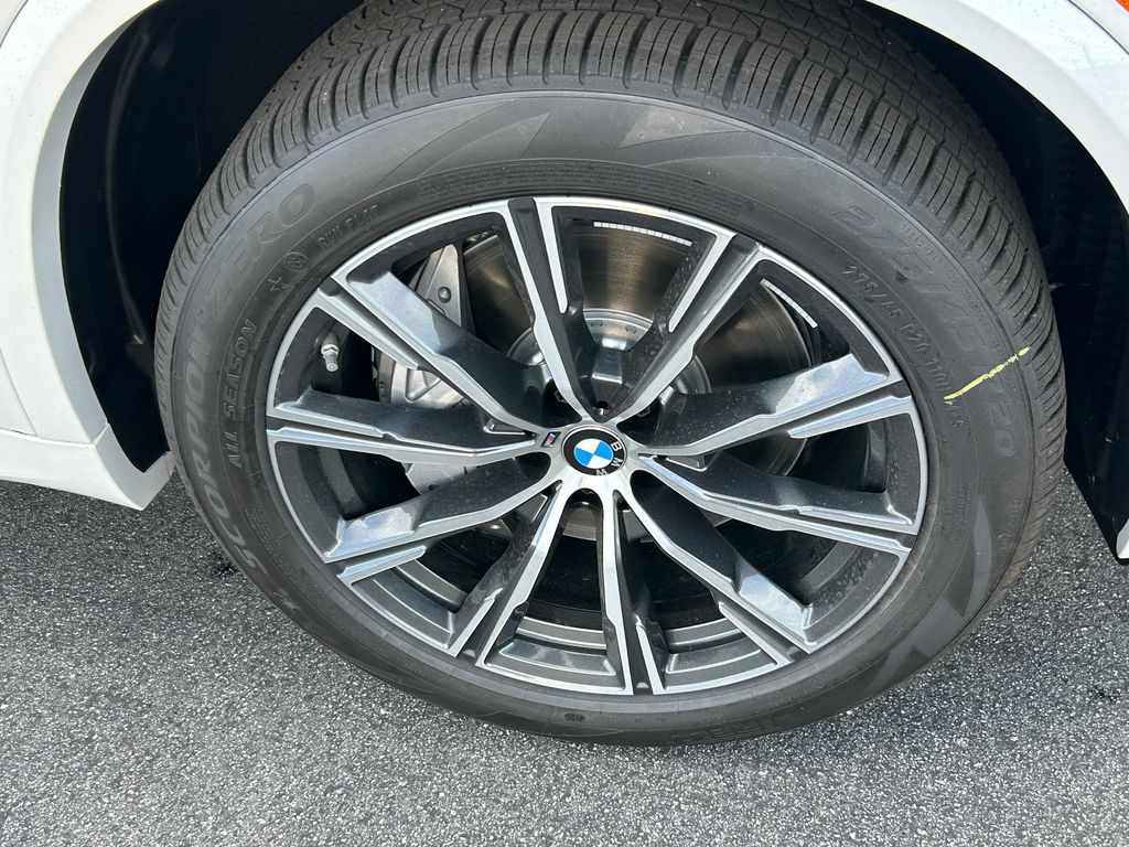 Thumbnail: 2026 BMW X5 - 3