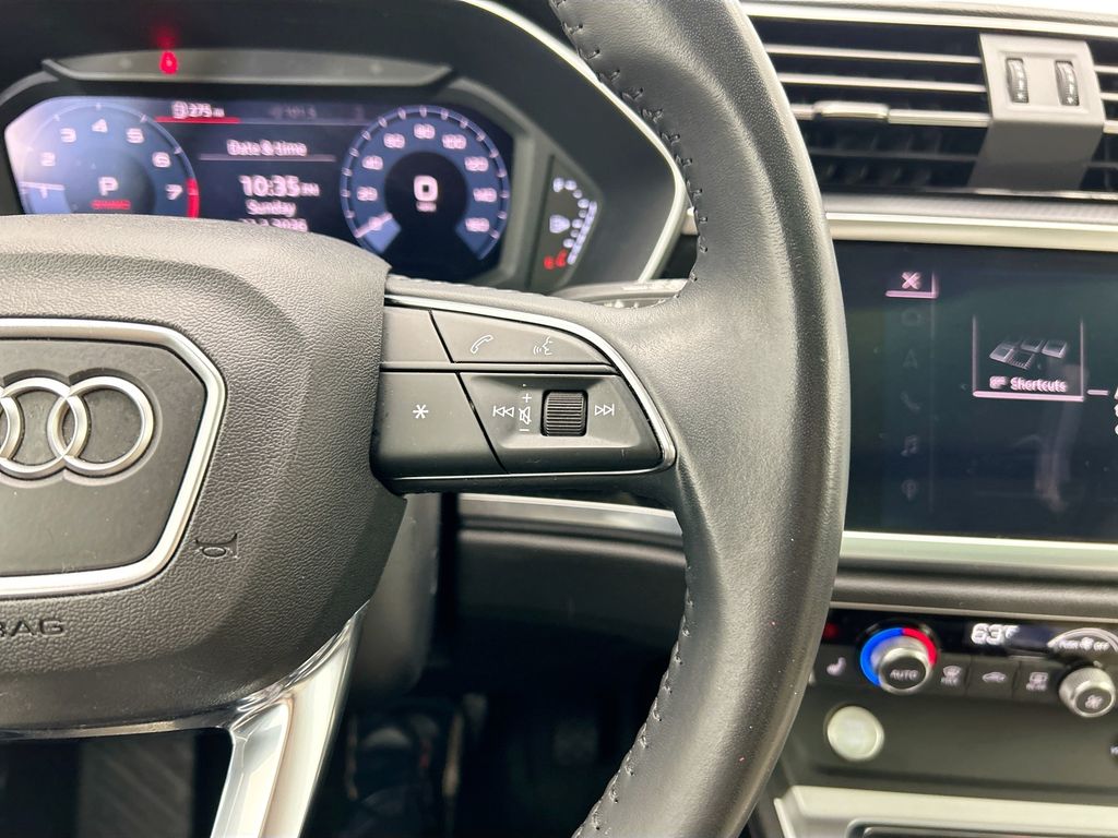 Thumbnail: 2020 Audi Q3 - 15