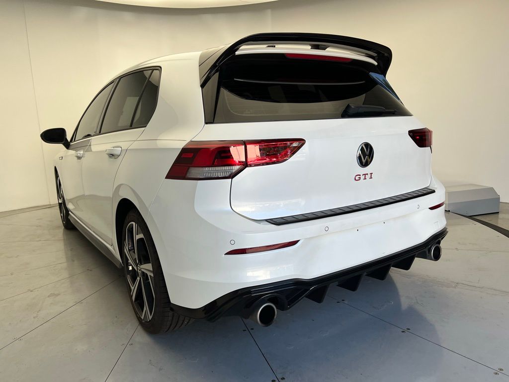 Thumbnail: 2024 Volkswagen Golf - 4