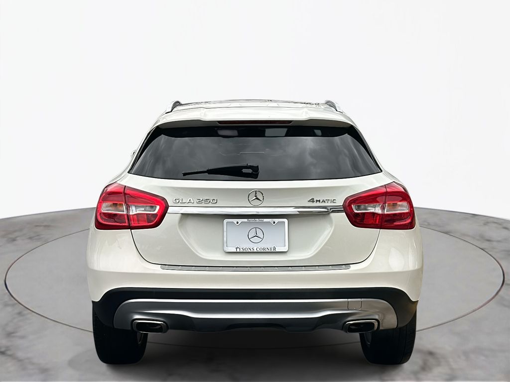 Thumbnail: 2017 Mercedes-Benz GLA - 11