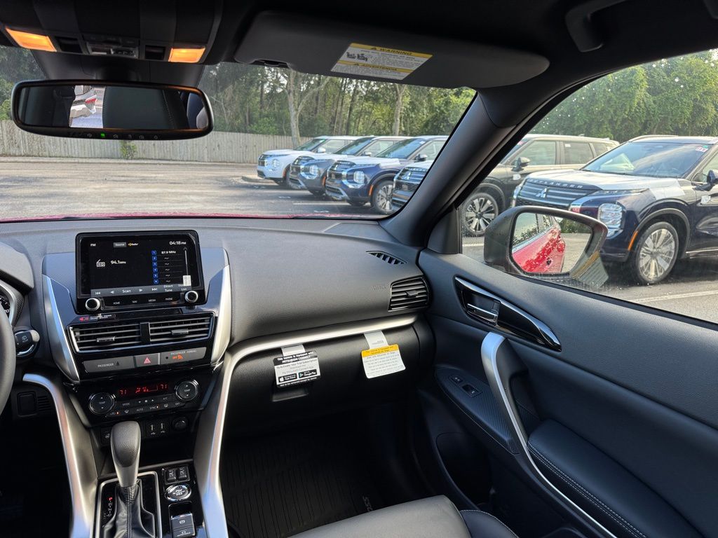 2025 Mitsubishi Eclipse Cross SEL photo 21
