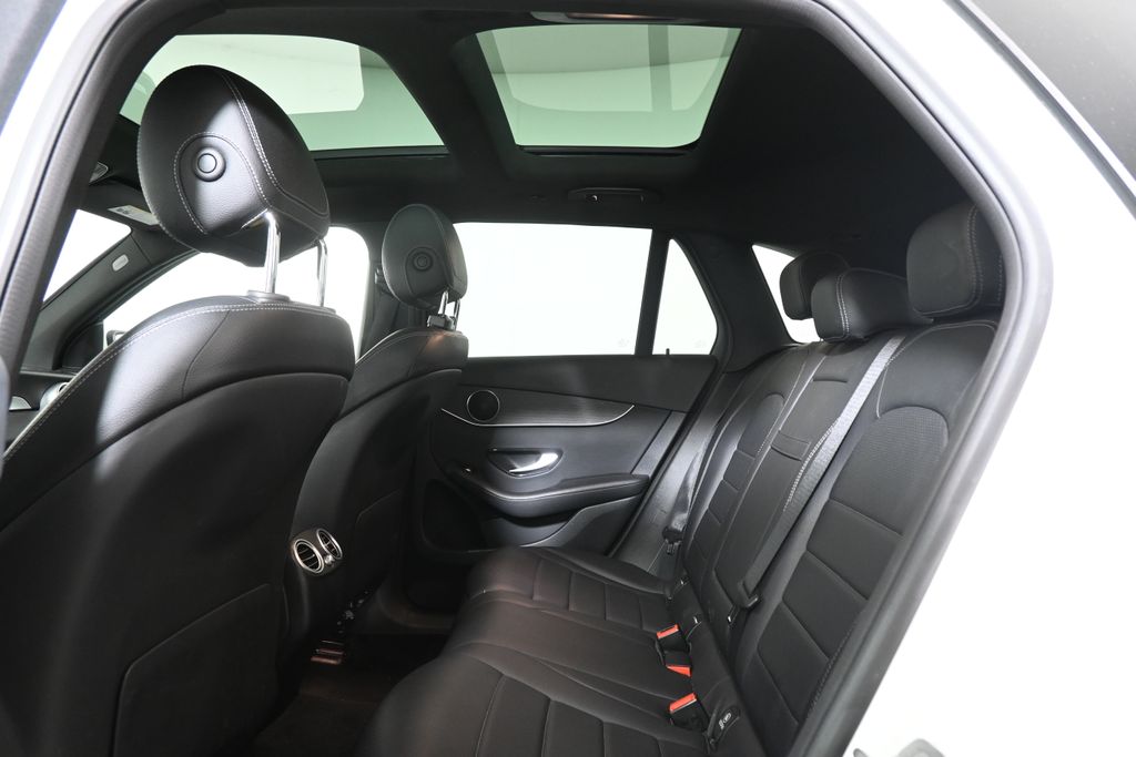 Thumbnail: 2021 Mercedes-Benz GLC - 32