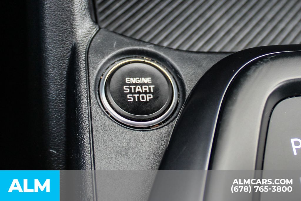 Used 2025 Blue Kia LXS image 25