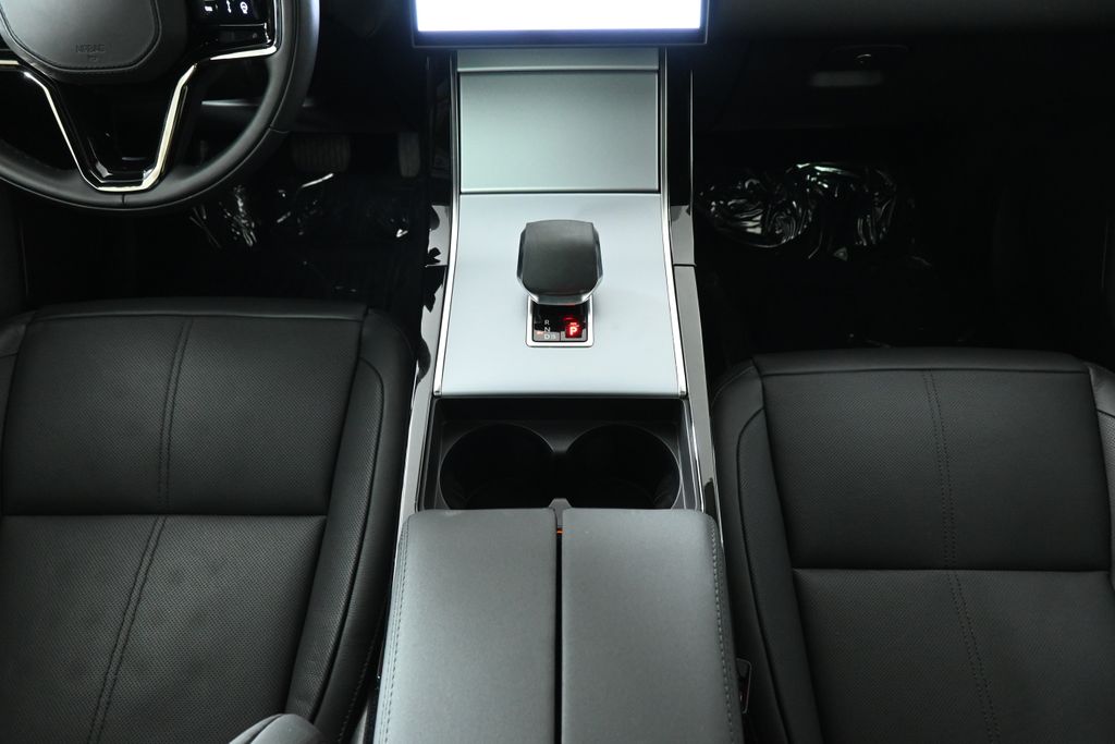 Thumbnail: 2025 Land Rover Range Rover Velar - 24