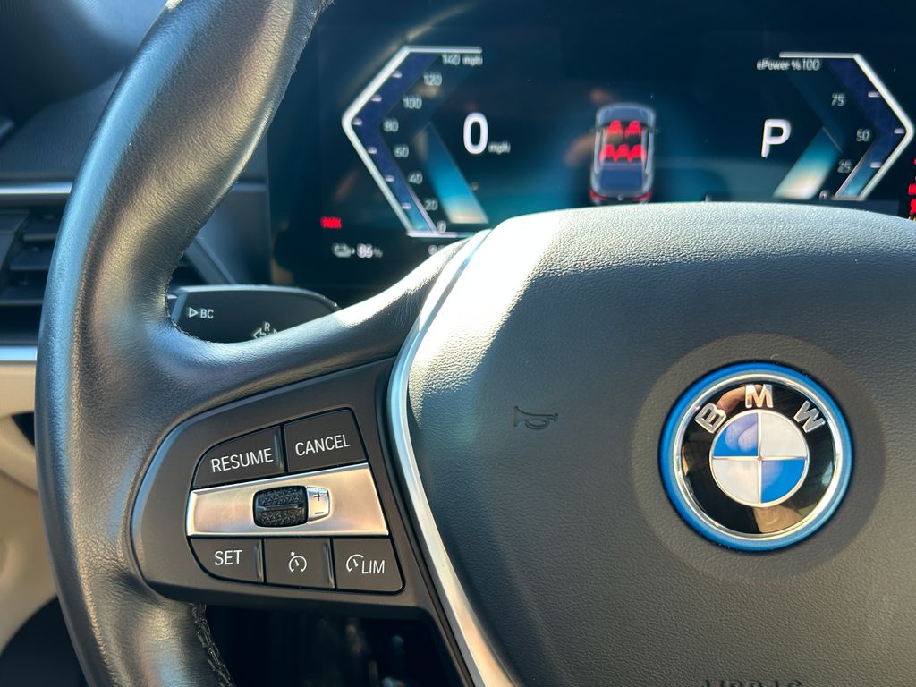 Thumbnail: 2023 BMW i4 - 19