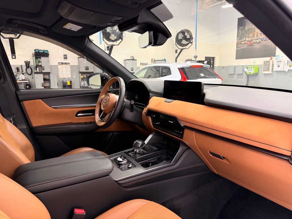Thumbnail: 2025 Mazda CX-70 - 29