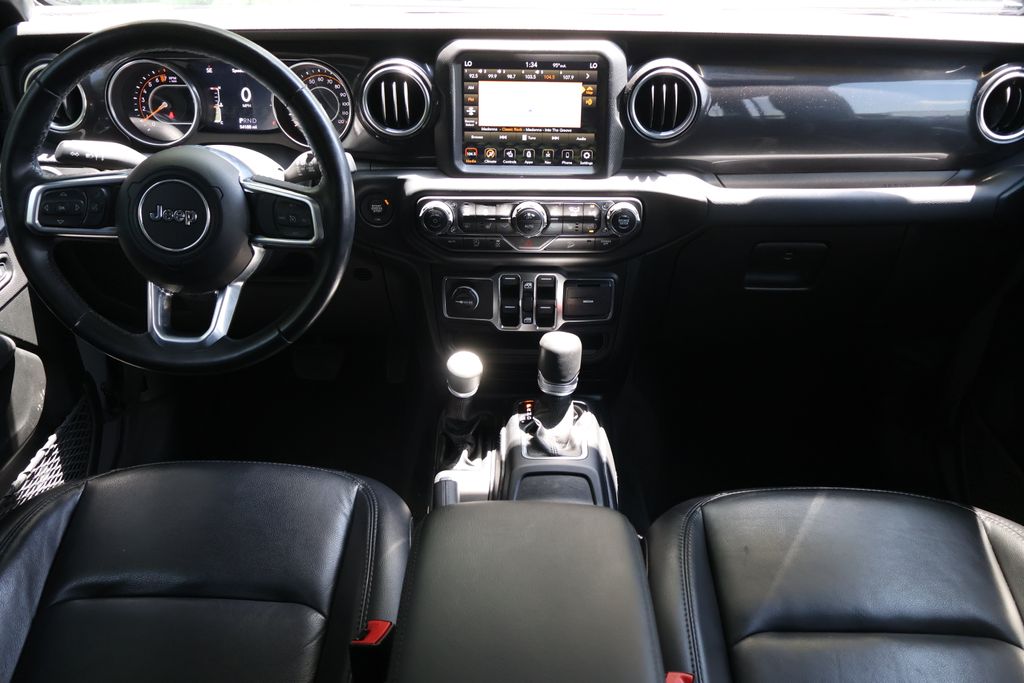 Thumbnail: 2021 Jeep Wrangler - 15