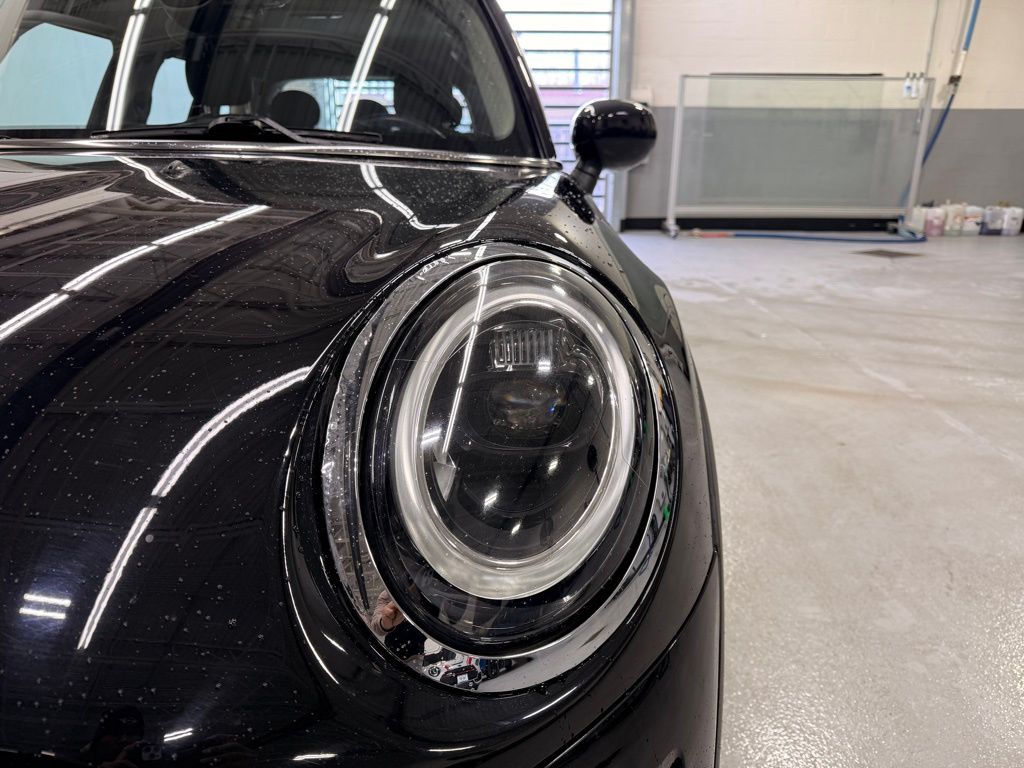 Thumbnail: 2022 MINI Cooper - 9