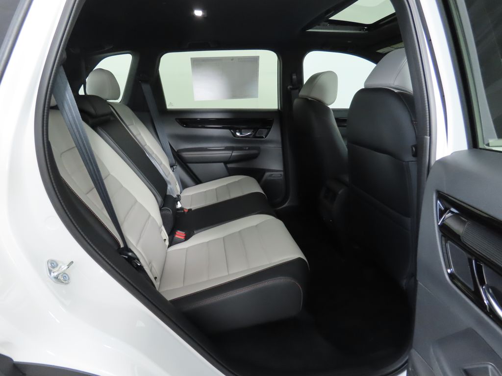 2025 Honda CR-V Sport Touring 23