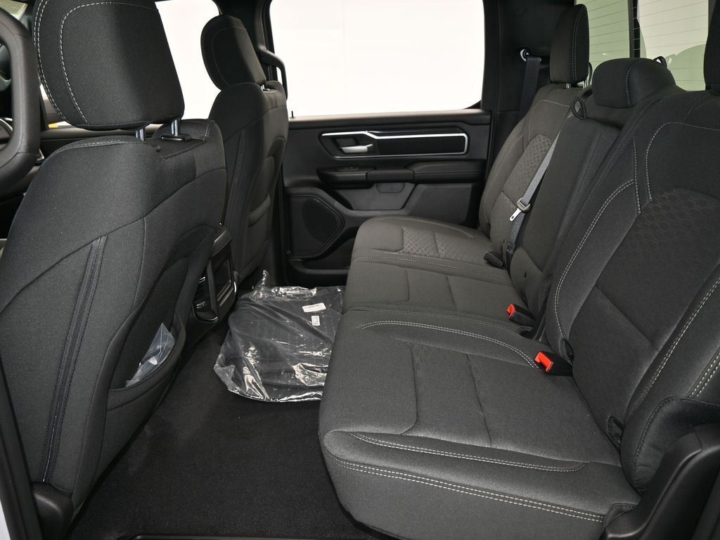 New 2026 Bright White Clearcoat Ram Big Horn/Lone Star image 31