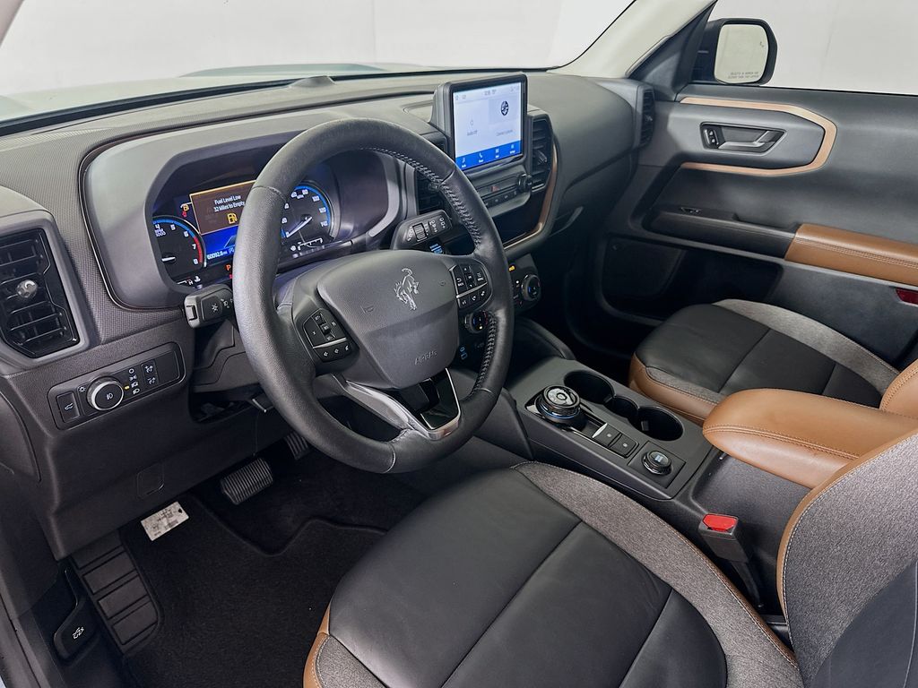 Thumbnail: 2022 Ford Bronco Sport - 9