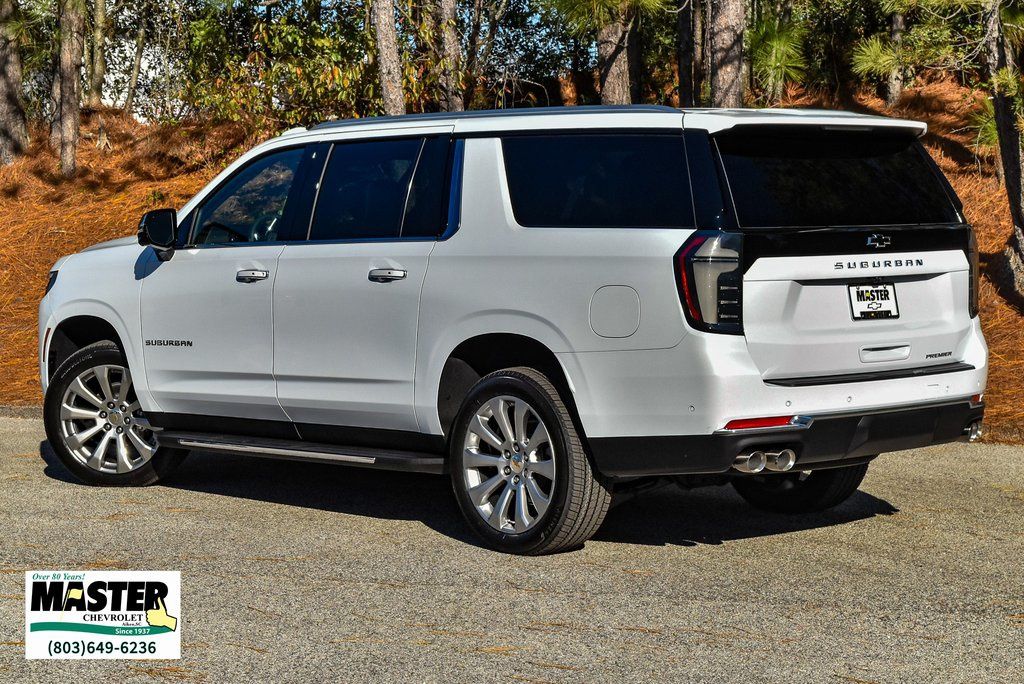 2026 Chevrolet Suburban Premier - Photo 2
