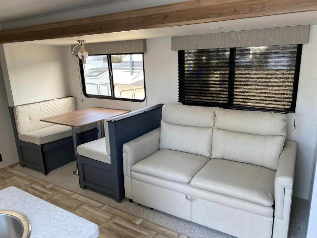 2024 White / Black Prime Time Tracer 270BHSLE Travel Trailer
