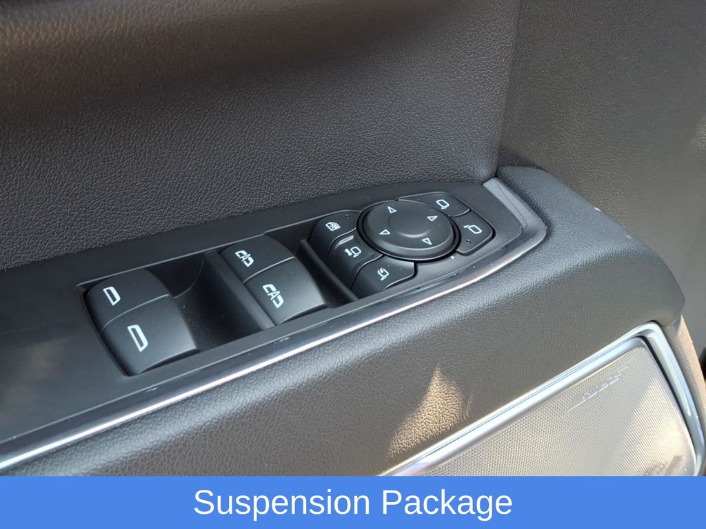 Used 2024 Black Chevrolet High Country image 22