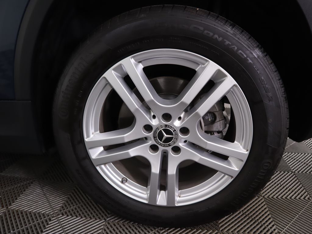 Thumbnail: 2023 Mercedes-Benz GLA - 31