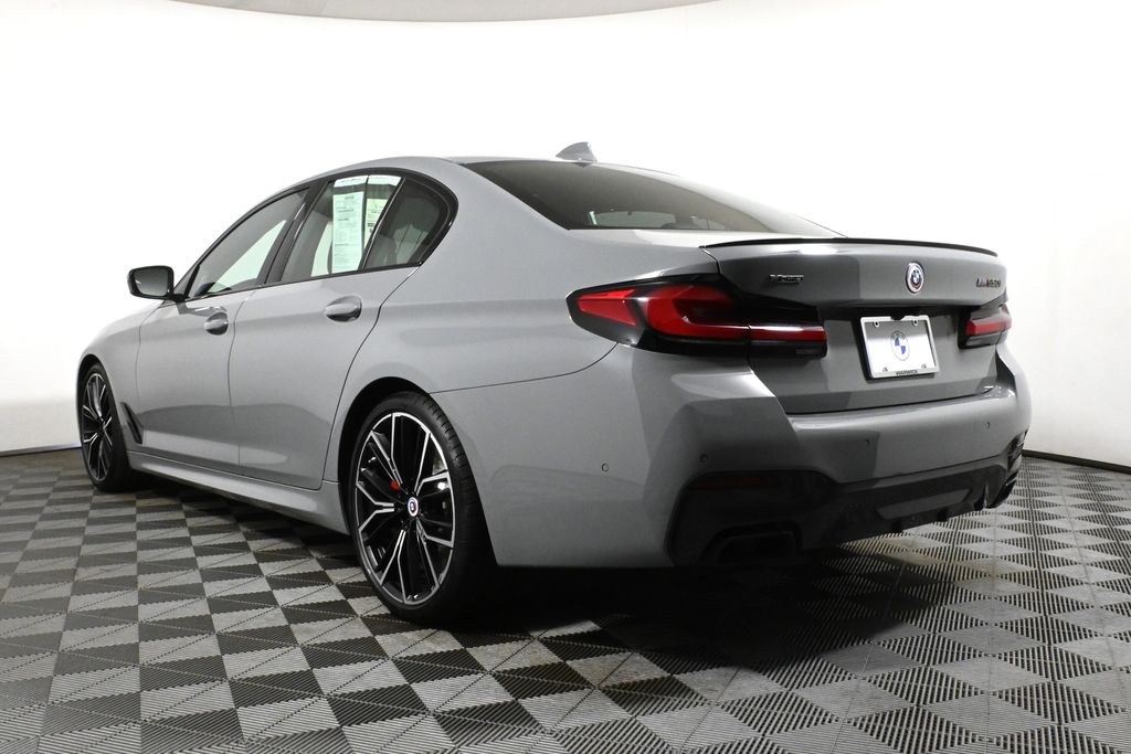 Thumbnail: 2023 BMW 5 Series - 5