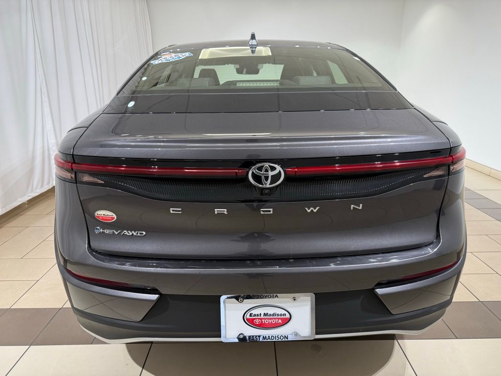 Thumbnail: 2024 Toyota Crown - 4