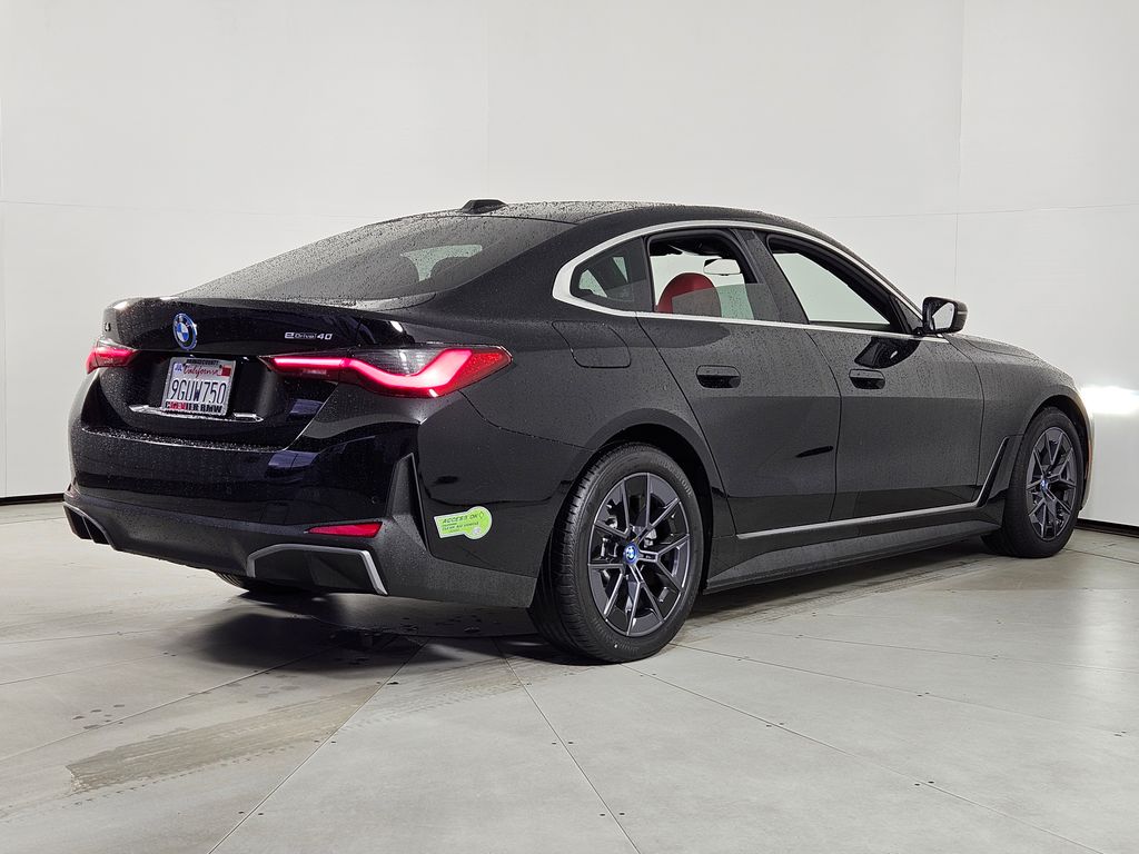 Thumbnail: 2023 BMW i4 - 7