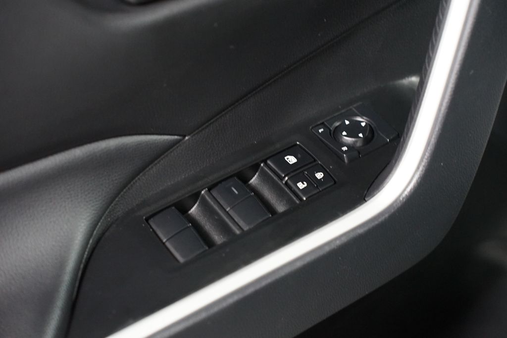 Thumbnail: 2025 Toyota RAV4 - 29