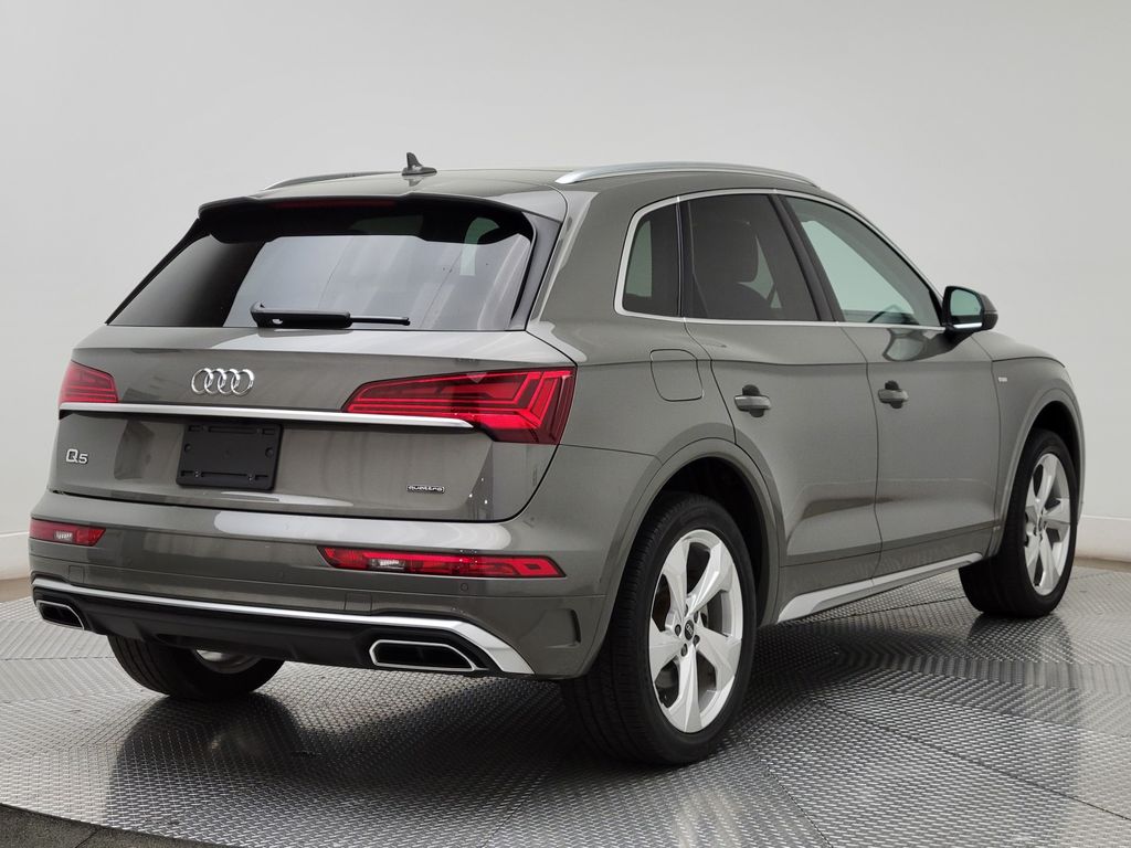 Thumbnail: 2023 Audi Q5 - 5