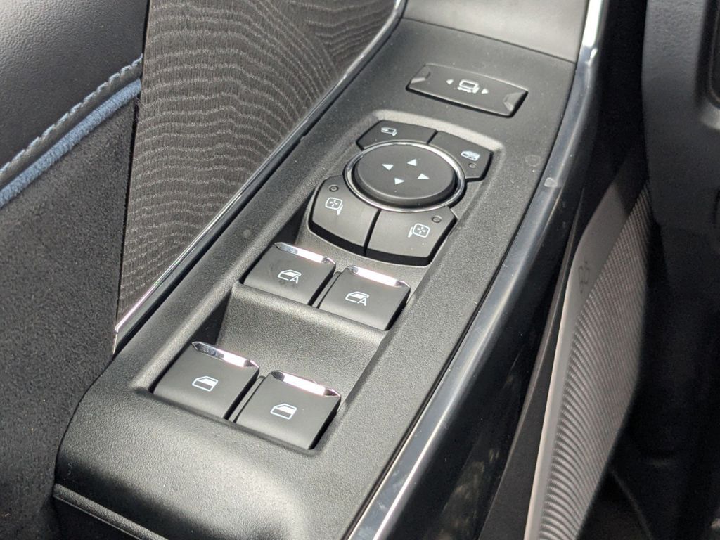 2025 Ford F-250 Platinum