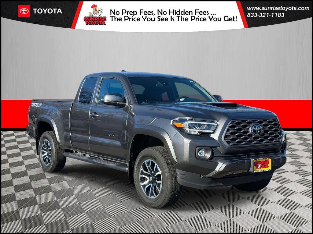 2022 Toyota Tacoma TRD Sport's photo