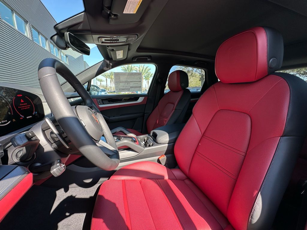 Thumbnail: 2026 Porsche Cayenne - 5