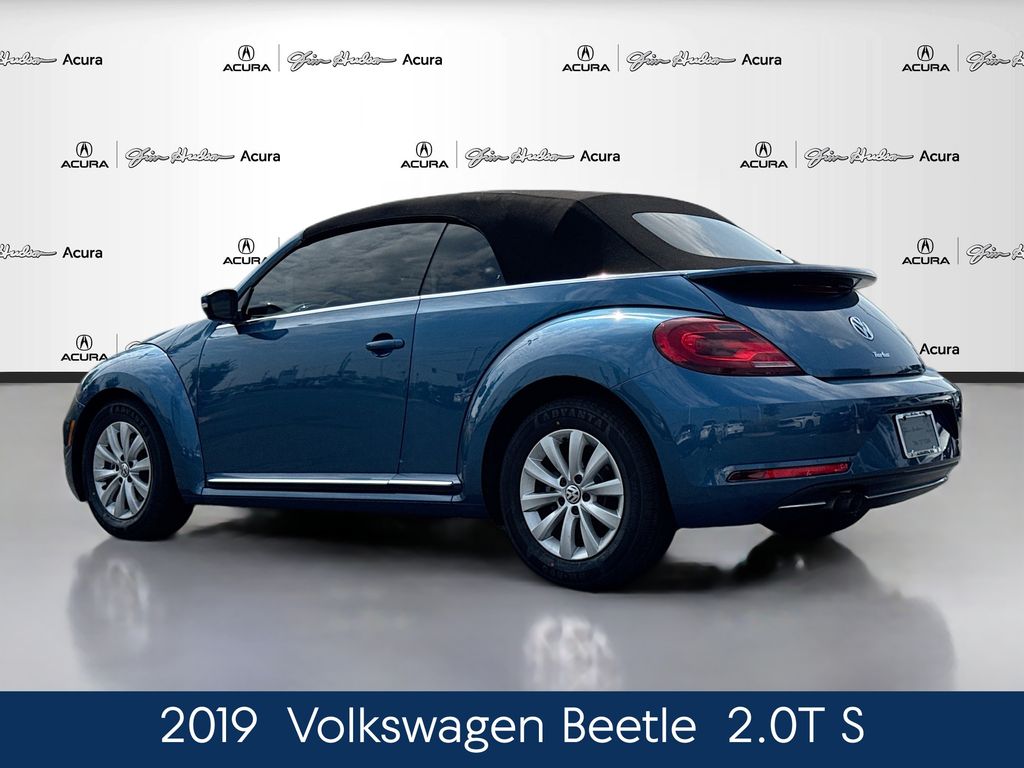 2019 Volkswagen Beetle Convertible S photo 4