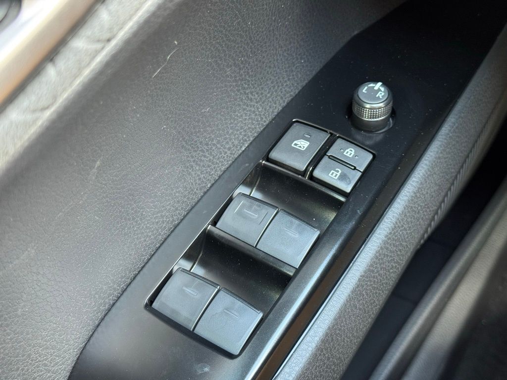 2026 Toyota Camry XLE photo 17