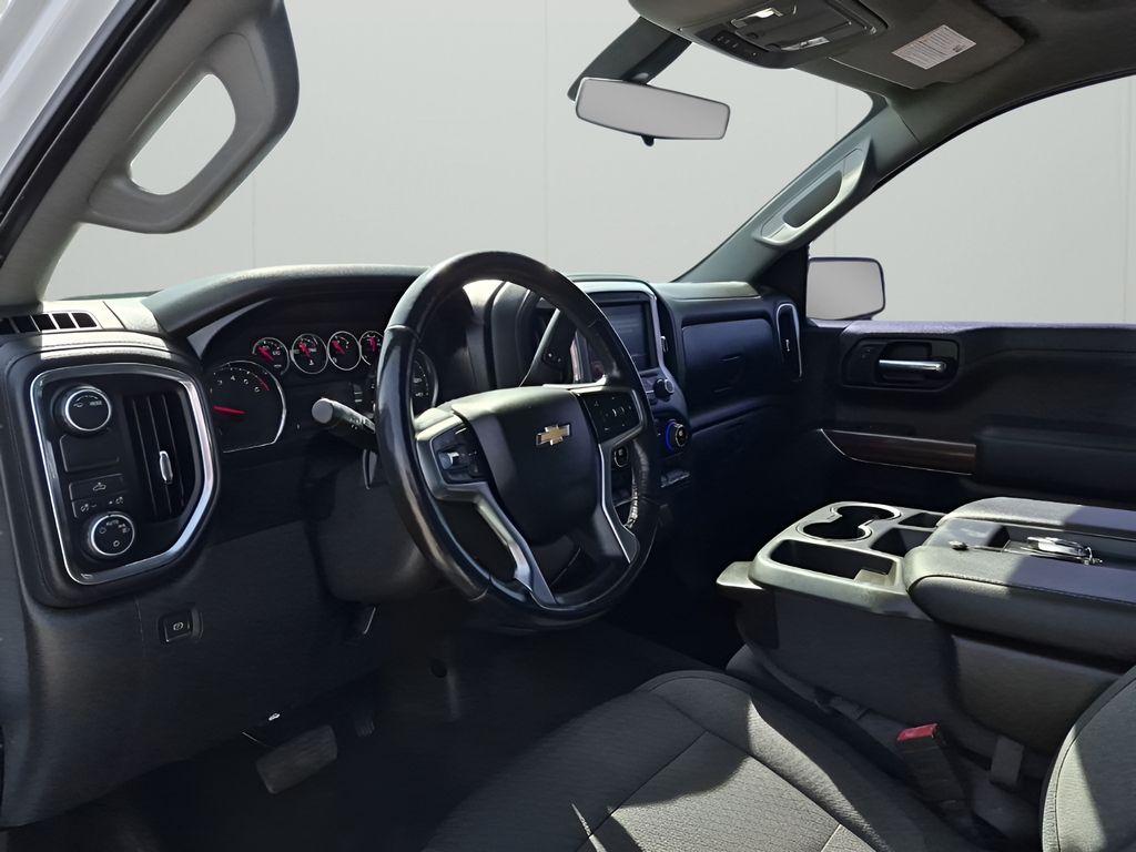 Used 2020 White Chevrolet LT image 29