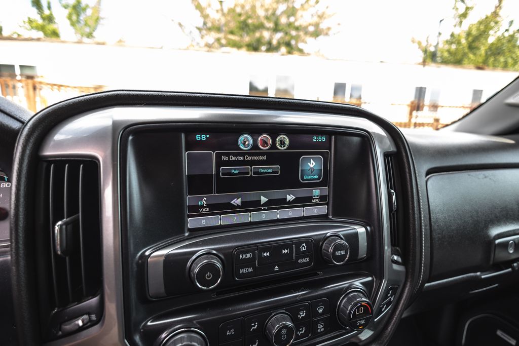 2015 Chevrolet Silverado 2500HD Built After Aug 14 LTZ thumbnail 16