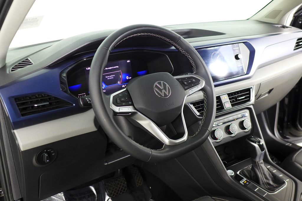 Thumbnail: 2022 Volkswagen Taos - 30