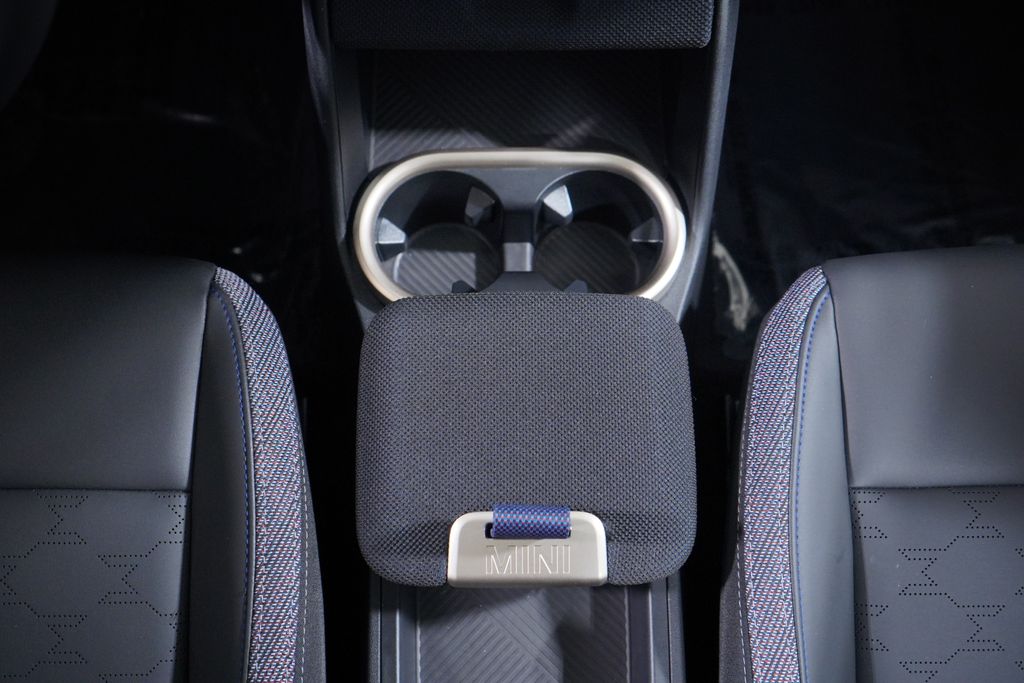 Thumbnail: 2025 MINI Cooper Countryman - 14