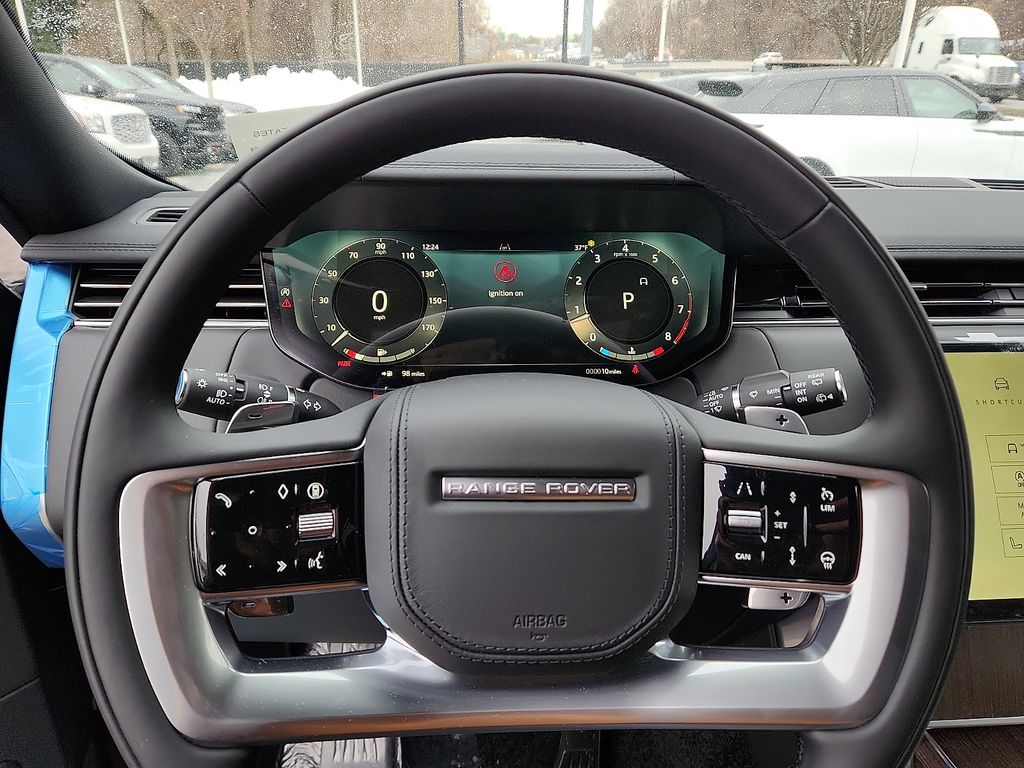 Thumbnail: 2026 Land Rover Range Rover - 9