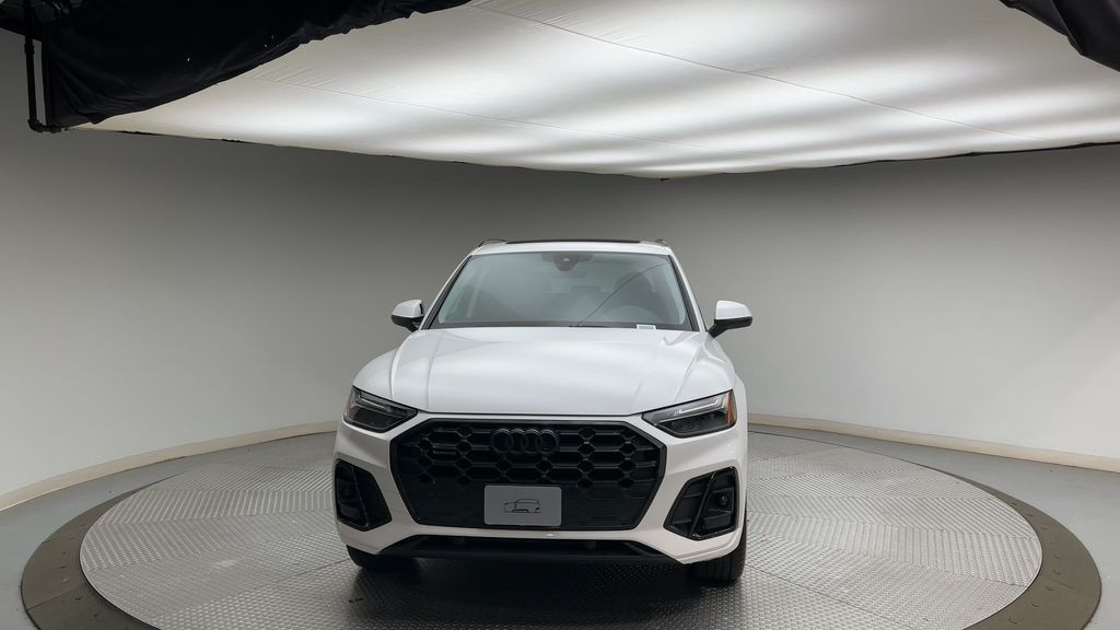 Thumbnail: 2024 Audi Q5 - 7