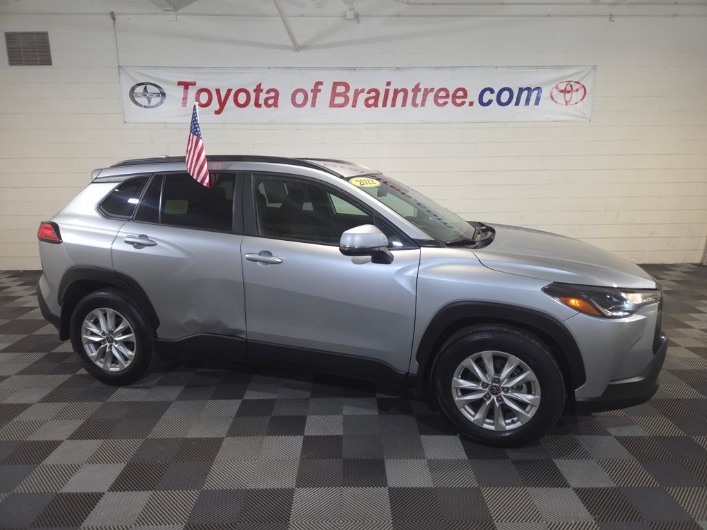 2022 Toyota Corolla Cross LE AWD