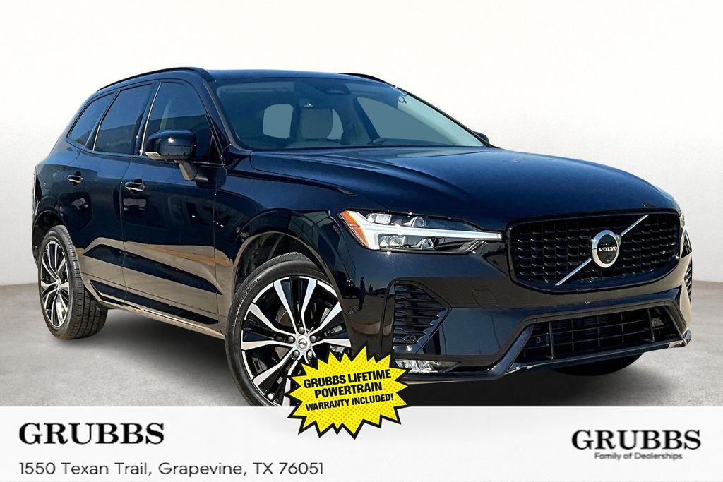 2025 Volvo XC60 B5 Plus Dark Theme AWD