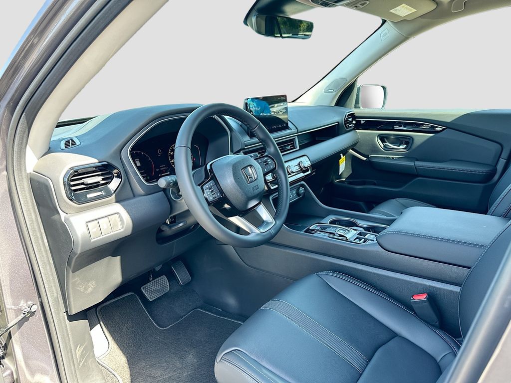 Thumbnail: 2025 Honda Pilot - 9