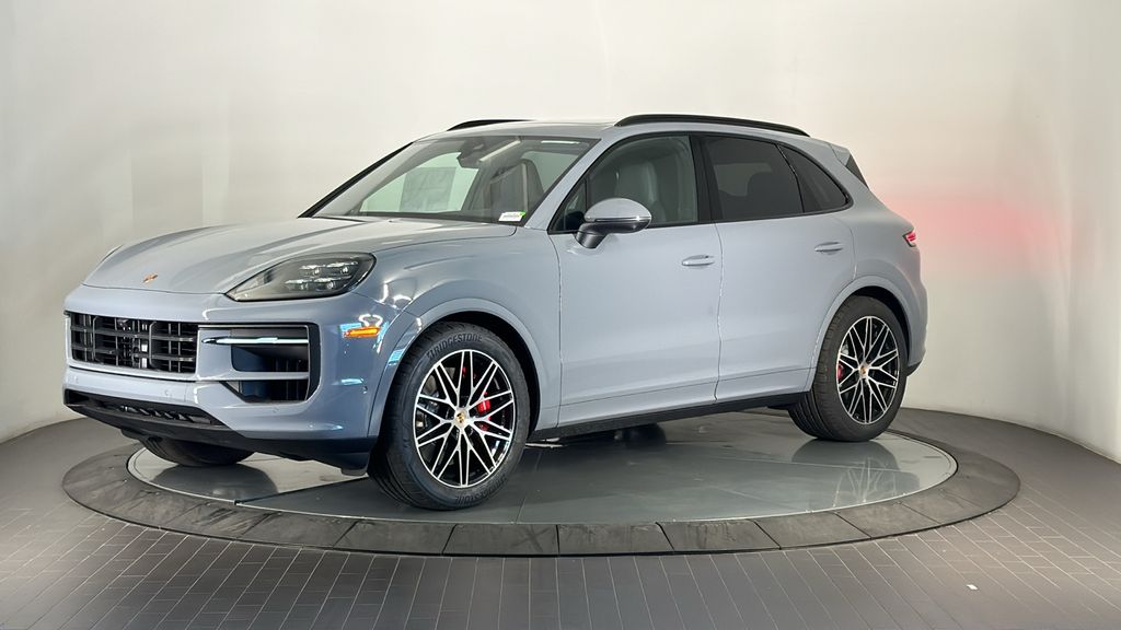 Thumbnail: 2025 Porsche Cayenne - 1