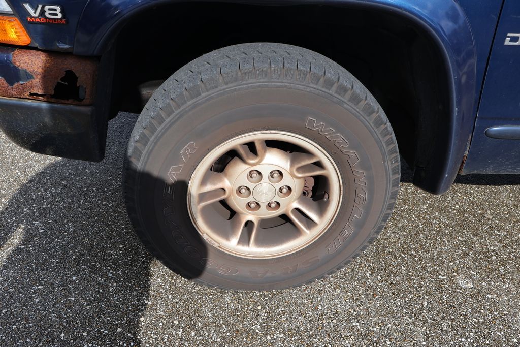 Thumbnail: 2000 Dodge Durango - 4