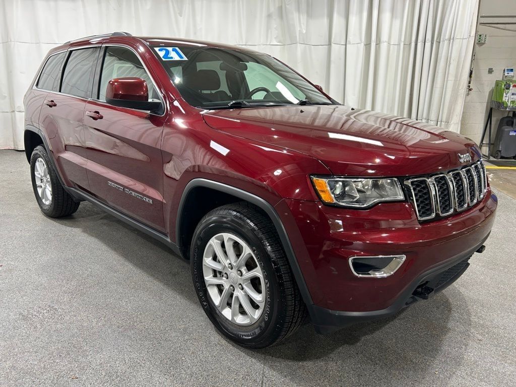 Used 2021 Red Jeep Laredo E image 2