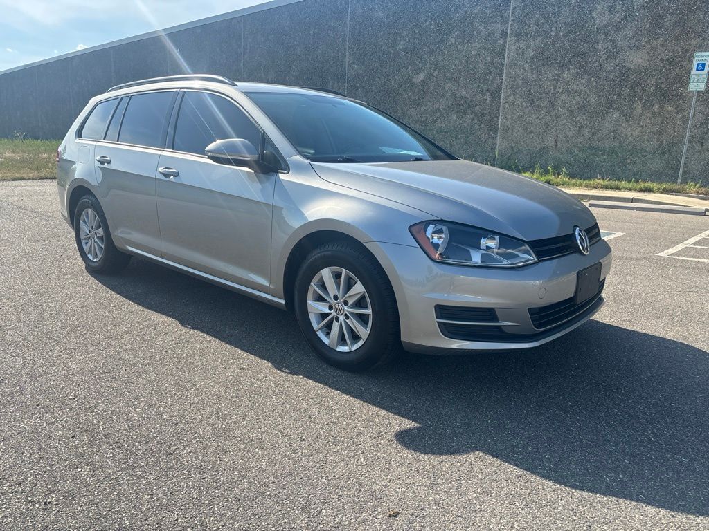 Tungsten Silver Metallic 2016 Volkswagen Golf SportWagen S Wagon Front-Wheel Drive 6-Speed Automatic
