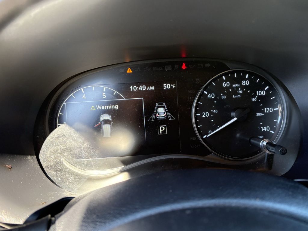 Used 2023 Super Black Nissan SR image 18