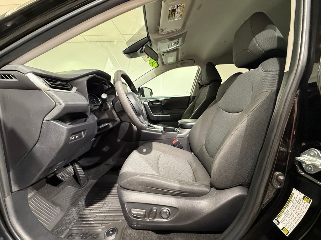 Thumbnail: 2024 Toyota RAV4 - 13
