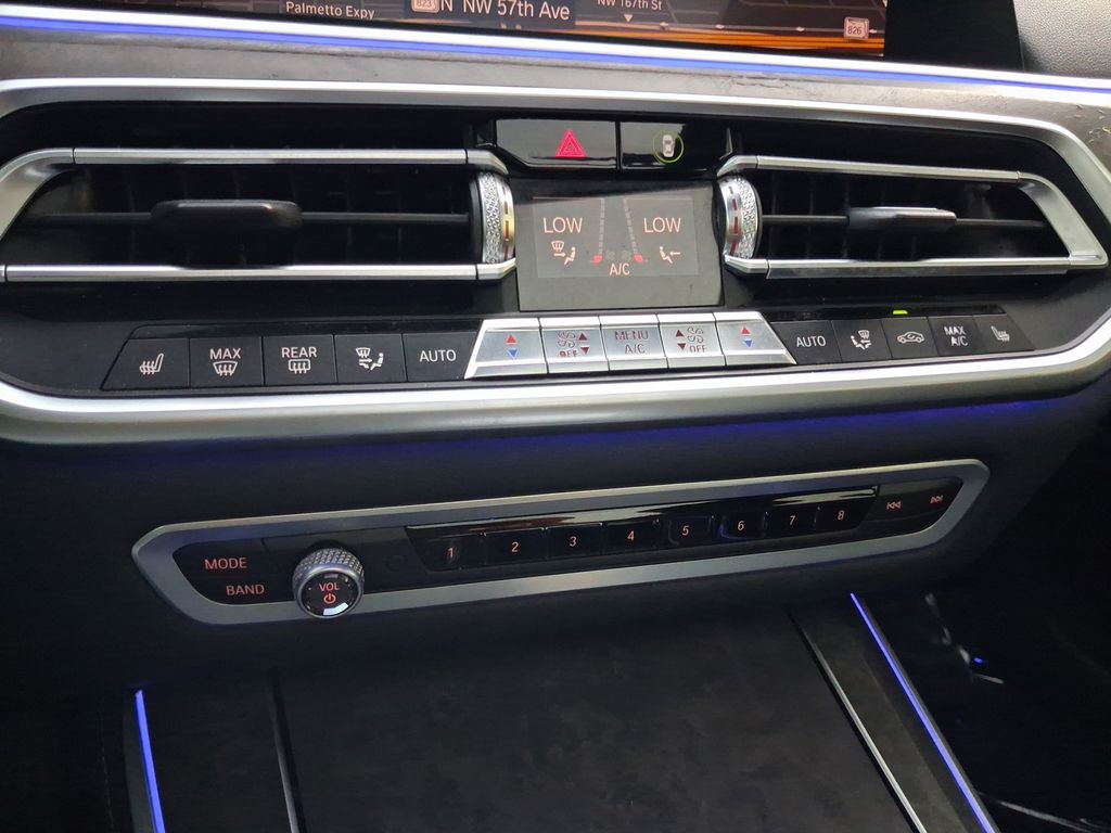 Used 2020 Gray BMW sDrive40i image 25