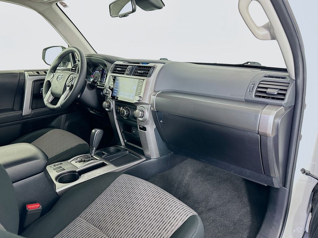 2023 Toyota 4Runner SR5 29