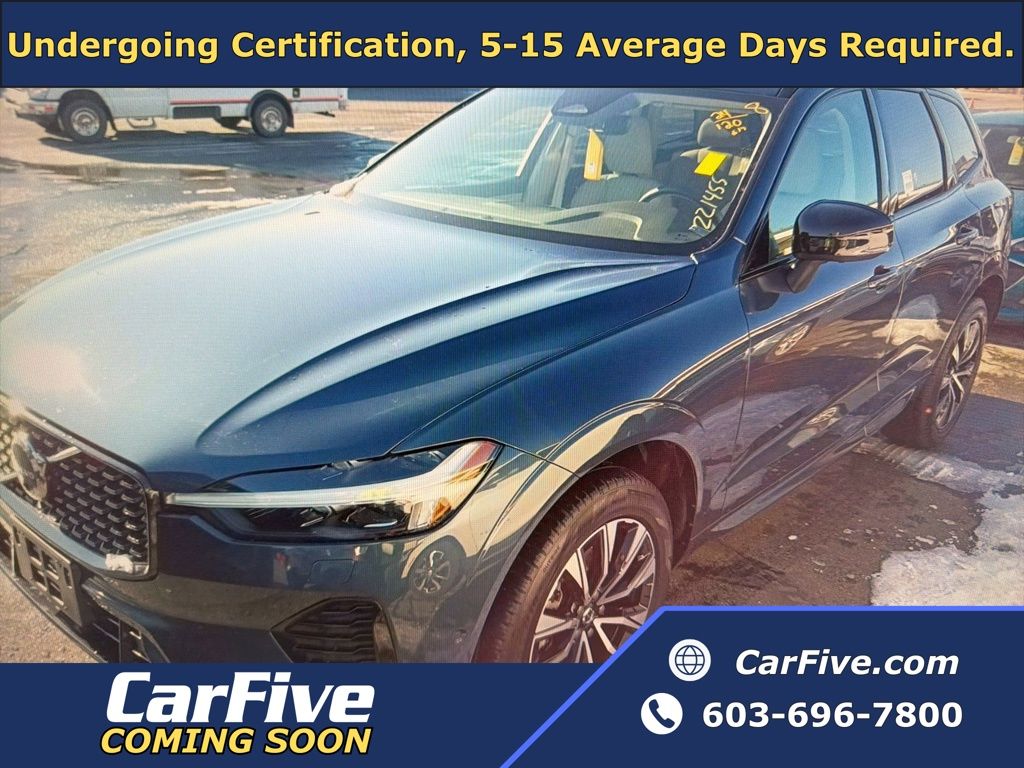 2024 Volvo XC60 B5 Plus Dark Theme AWD