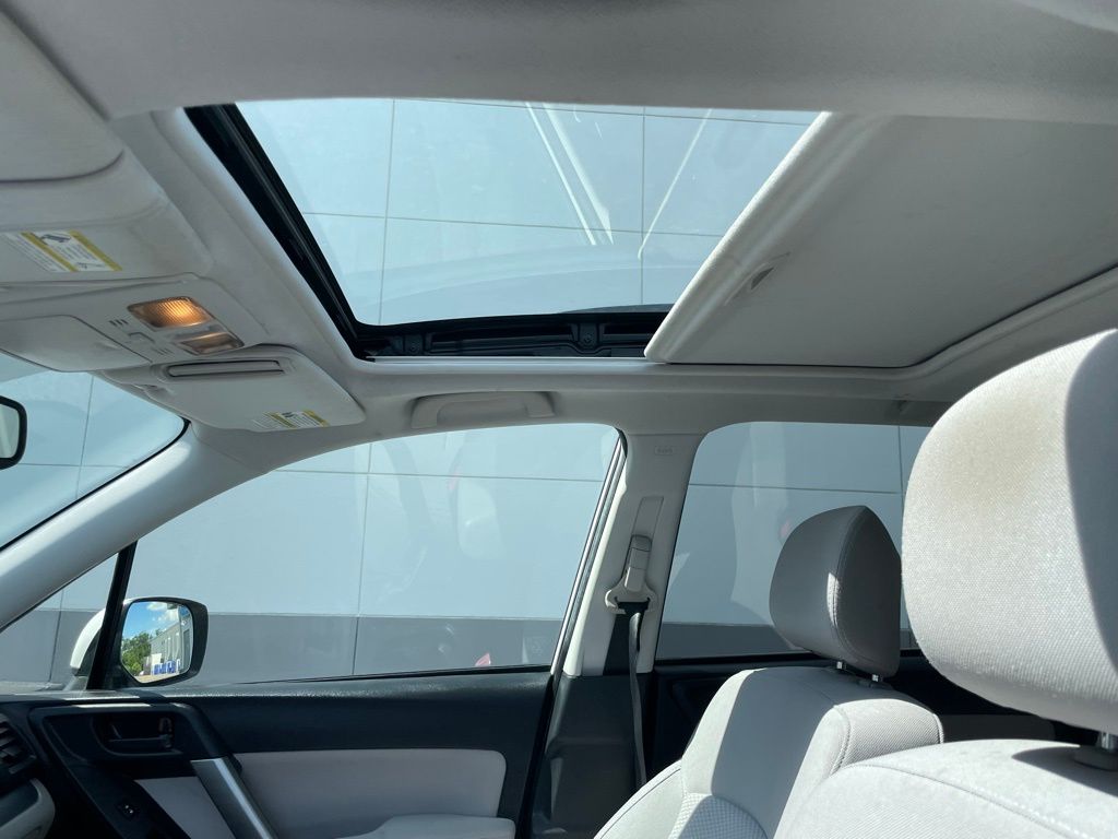 Thumbnail: 2015 Subaru Forester - 28