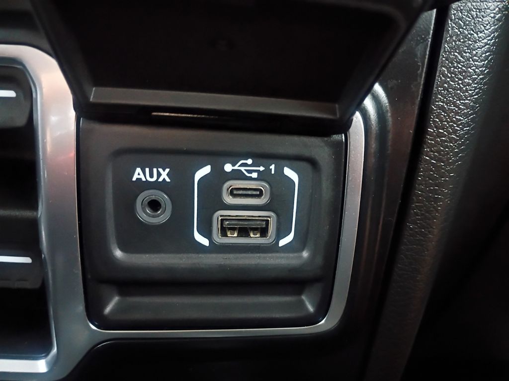 Used Car 2021 Jeep Gladiator  Sport For Sale Under $25,000 In Austin, Texas