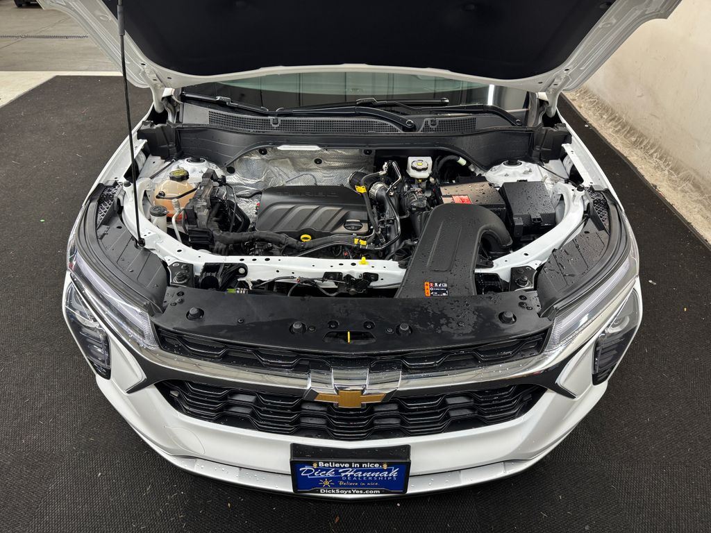 2024 Chevrolet Trax LT
